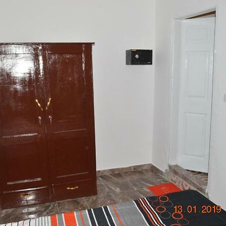 Sukuta Nema Guest House Banjul Exterior foto